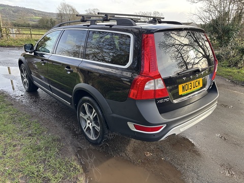 T6 Se Awd 3.0 5dr Estate Automatic Petrol