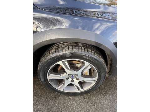 T6 Se Awd 3.0 5dr Estate Automatic Petrol