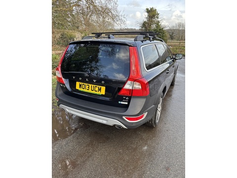 T6 Se Awd 3.0 5dr Estate Automatic Petrol
