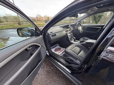 T6 Se Awd 3.0 5dr Estate Automatic Petrol