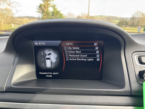 T6 Se Awd 3.0 5dr Estate Automatic Petrol