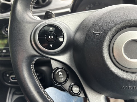 Brabus Xclusive 0.9 5dr Hatchback Automatic Petrol