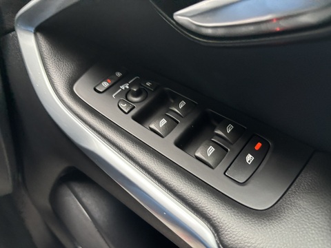 T4 Se 1.6 5dr Hatchback Automatic Petrol