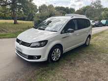 Volkswagen Touran Se Tsi Dsg