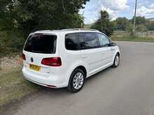Volkswagen Touran Se Tsi Dsg