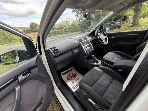 Se Tsi Dsg 1.4 5dr Mpv Automatic Petrol