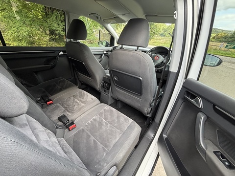 Se Tsi Dsg 1.4 5dr Mpv Automatic Petrol