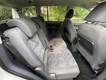 Volkswagen Touran Se Tsi Dsg