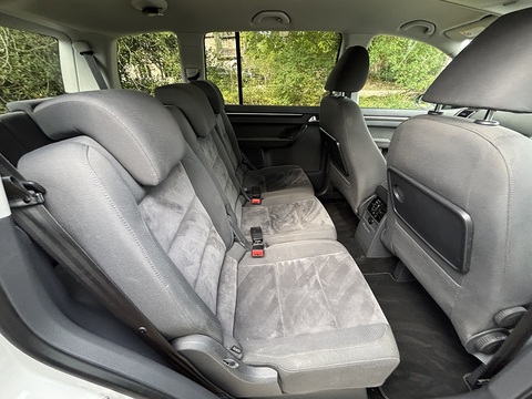 Se Tsi Dsg 1.4 5dr Mpv Automatic Petrol