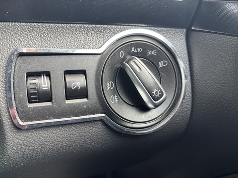 Se Tsi Dsg 1.4 5dr Mpv Automatic Petrol