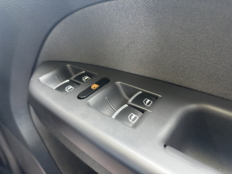 Se Tsi Dsg 1.4 5dr Mpv Automatic Petrol