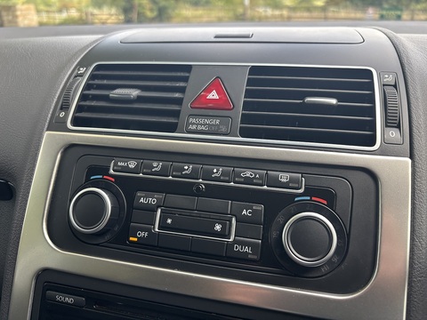 Se Tsi Dsg 1.4 5dr Mpv Automatic Petrol