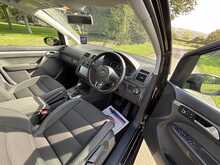 Volkswagen Touran Se Tsi Dsg