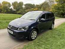 Volkswagen Touran Se Tsi Dsg
