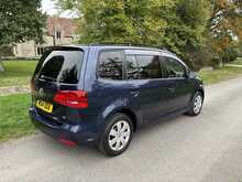 Volkswagen Touran Se Tsi Dsg