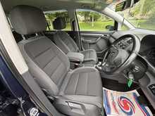 Volkswagen Touran Se Tsi Dsg