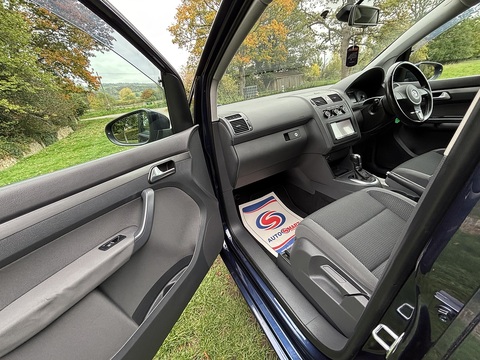 Se Tsi Dsg 1.4 5dr Mpv Semi Auto Petrol