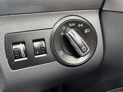 Se Tsi Dsg 1.4 5dr Mpv Semi Auto Petrol