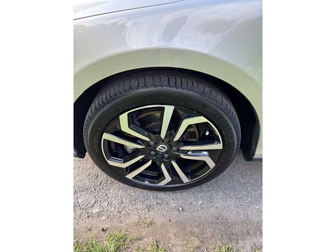 T5 Cross Country Lux Nav Awd 2.0 5dr Hatchback Automatic Petrol