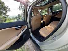 Volvo V40 T5 Cross Country Lux Nav Awd