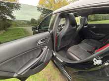 Mercedes-Benz Cla250 4Matic