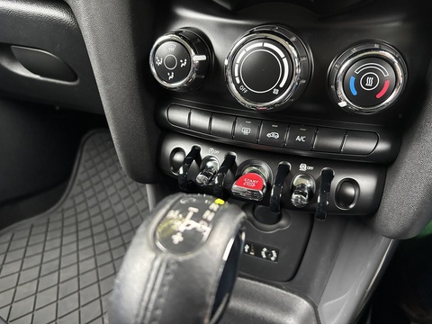 One 1.2 3dr Hatchback Automatic Petrol