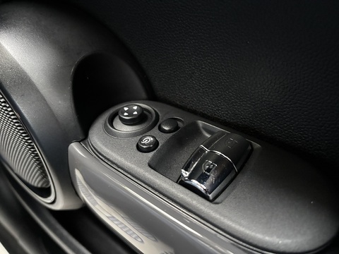 One 1.2 3dr Hatchback Automatic Petrol