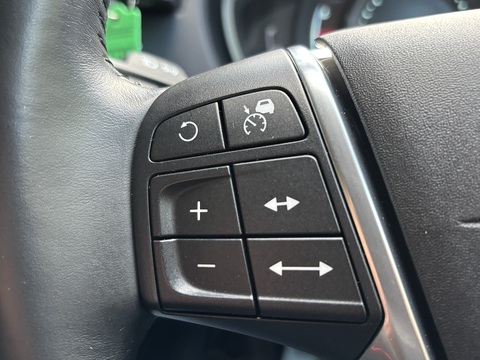 T4 Se 1.6 5dr Hatchback Automatic Petrol