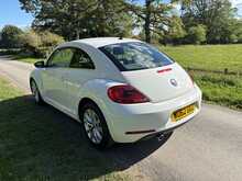 Volkswagen Beetle Design Tsi Dsg