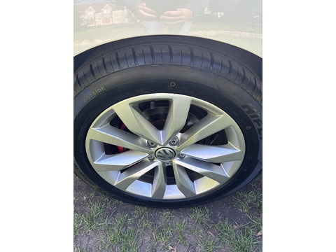 Design Tsi Dsg 1.2 5dr Hatchback Semi Auto Petrol