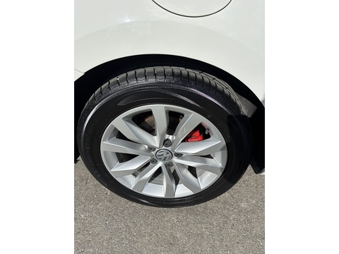 Design Tsi Dsg 1.2 5dr Hatchback Semi Auto Petrol