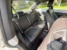 Volkswagen Beetle Design Tsi Dsg