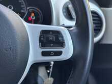 Volkswagen Beetle Design Tsi Dsg