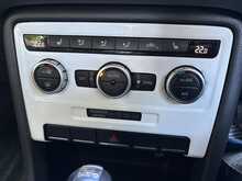 Volkswagen Beetle Design Tsi Dsg