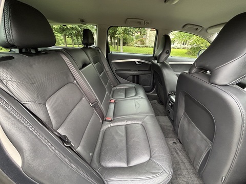 T6 Se Awd 3.0 5dr Estate Automatic Petrol