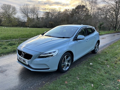 T3 Momentum 1.5 5dr Hatchback Automatic Petrol