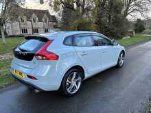 Volvo V40 T3 Momentum