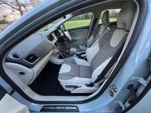 Volvo V40 T3 Momentum