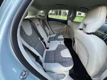 Volvo V40 T3 Momentum