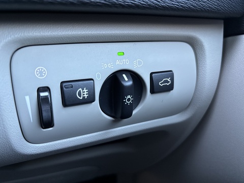 T3 Momentum 1.5 5dr Hatchback Automatic Petrol