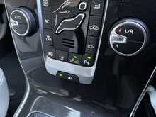 Volvo V40 T3 Momentum