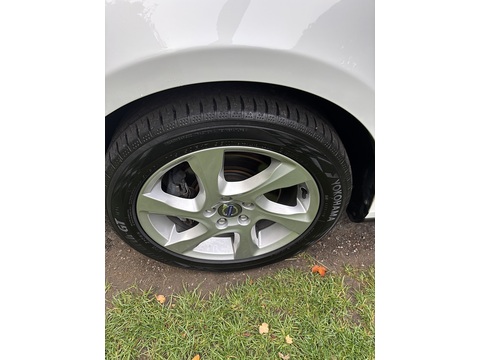 T4 Se 1.6 5dr Hatchback Automatic Petrol