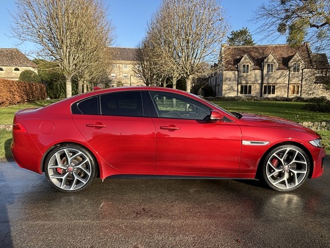 S 3.0 4dr Saloon Automatic Petrol