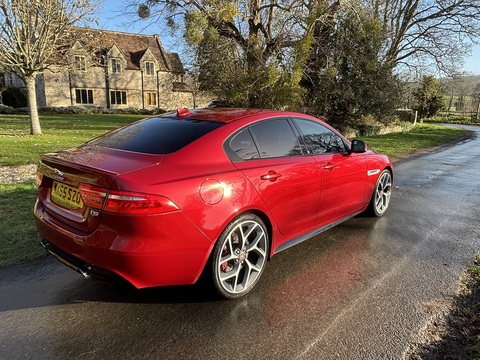 S 3.0 4dr Saloon Automatic Petrol