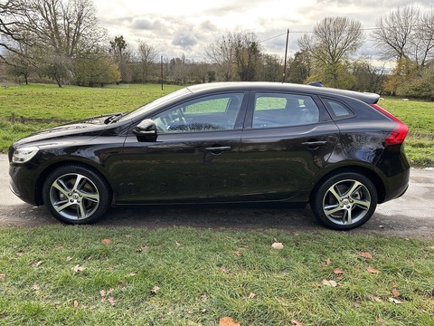 T3 Momentum 1.5 5dr Hatchback Automatic Petrol