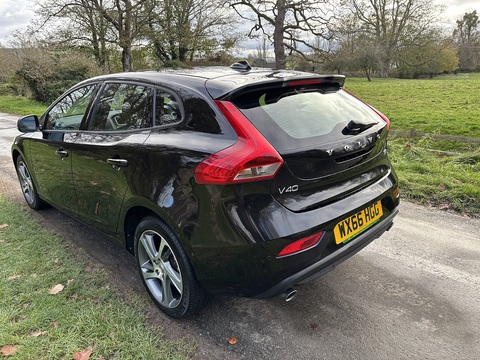 T3 Momentum 1.5 5dr Hatchback Automatic Petrol