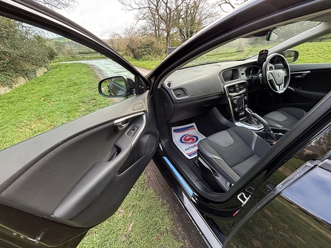 T3 Momentum 1.5 5dr Hatchback Automatic Petrol