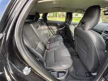 Volvo V40 T3 Momentum