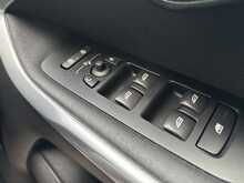 Volvo V40 T3 Momentum