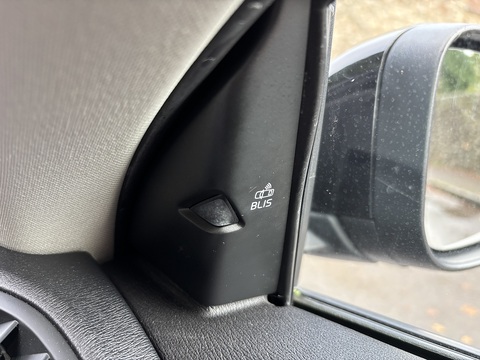 T3 Momentum 1.5 5dr Hatchback Automatic Petrol